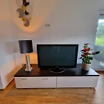 Ecocube 142 - Balkon, 3zimmer, Schlafsofa, Waschmaschine, Backofen, 6pers *