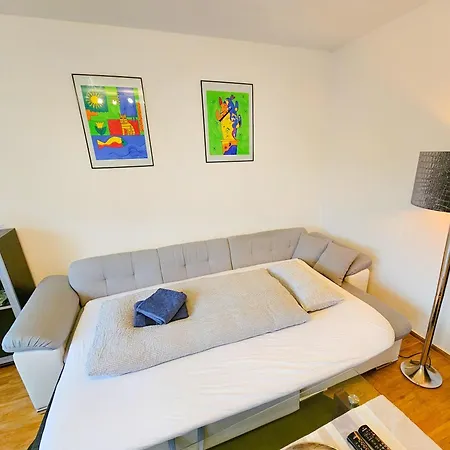 Lejlighed Ecocube 142 - Balkon, 3zimmer, Schlafsofa, Waschmaschine, Backofen, 6pers