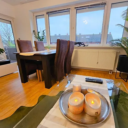 Ecocube Apartment2 Meppen14, Balkon, Kueche, Waschmaschine Apartment